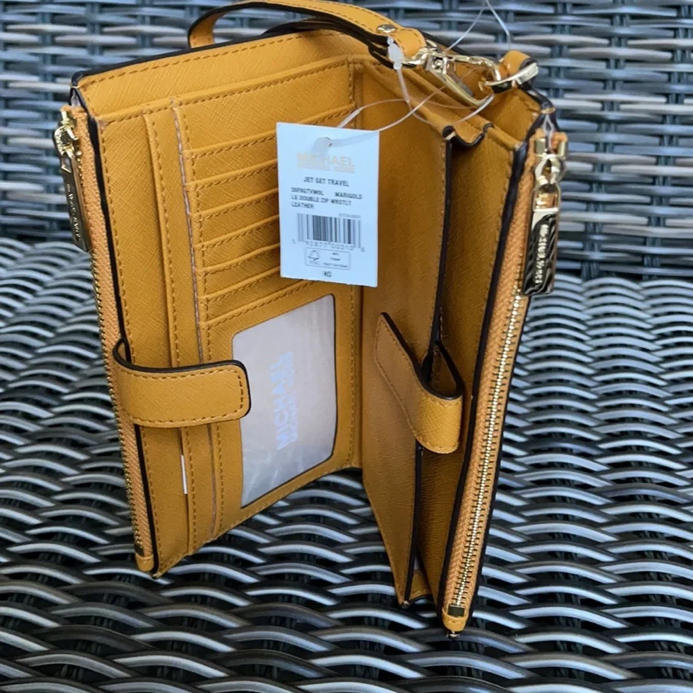 Michael Kors Jet Set Travel Marigold Double Zip Wristlet Leather